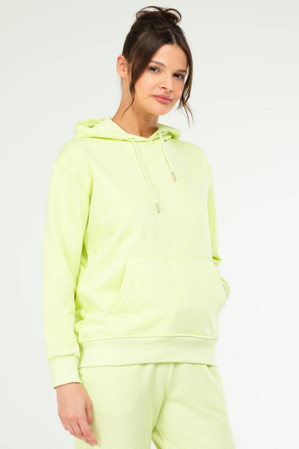 AÇIK YEŞİL Oversize Basic Pamuklu Kapüşonlu Kanguru Cep Kadın Sweatshirt SC1242 - Speedlife (1)