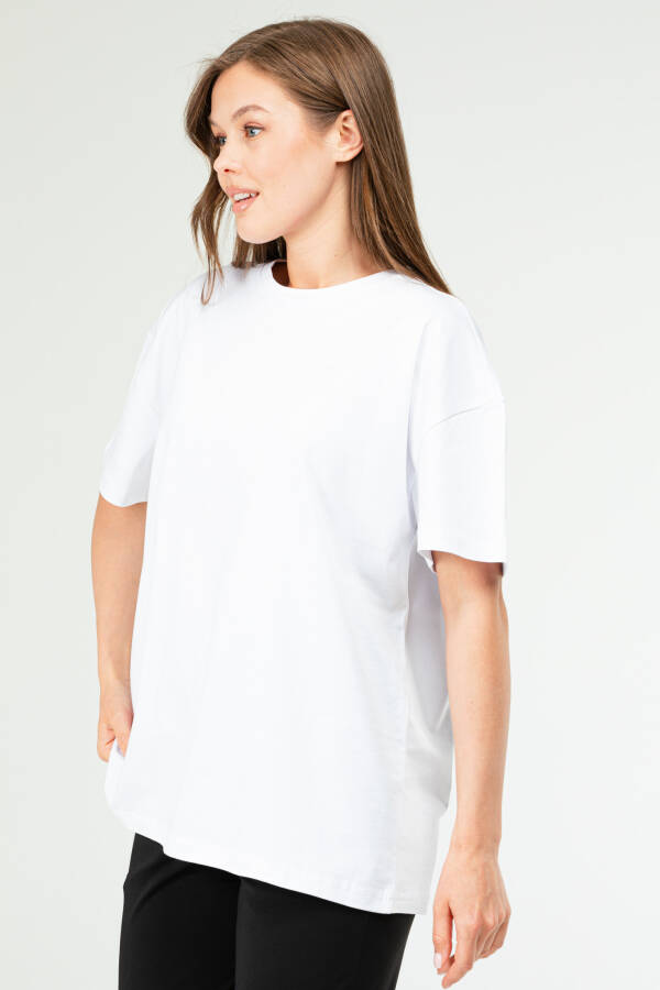 Beyaz Oversize Basic 100% Pamuk Bisiklet Yaka Kısa Kol Kadın Tişört SF0756 - Speedlife (1)