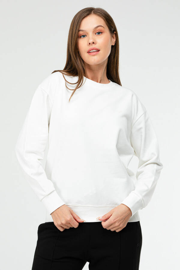 Beyaz - Siyah Oversize Basic Pamuklu Bisiklet Yaka Uzun Kol Kadın Sweatshirt SC1241 - Speedlife