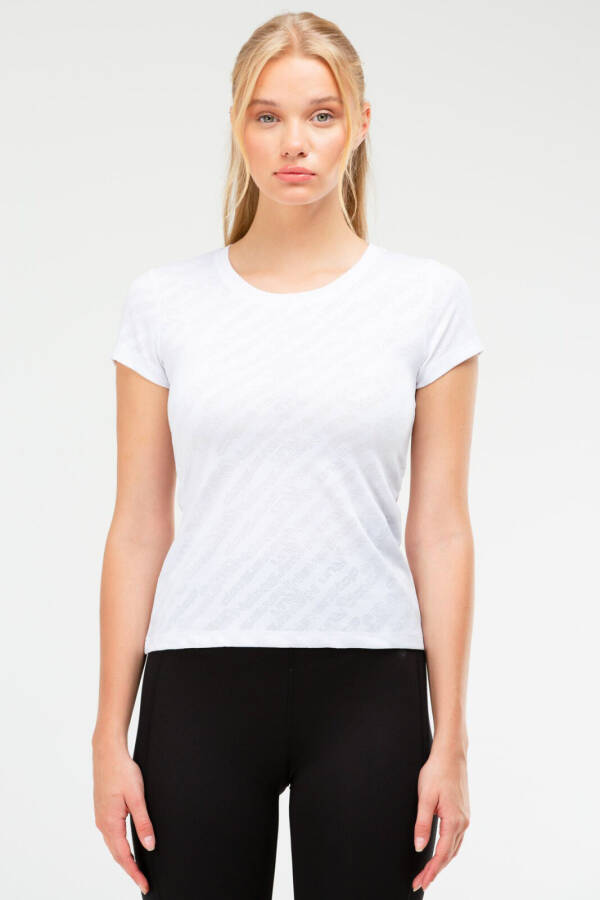 Beyaz Slim Fit Bisiklet Yaka Kısa Kol Kadın Tişört sf0609 - Speedlife