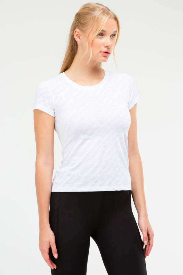 Beyaz Slim Fit Bisiklet Yaka Kısa Kol Kadın Tişört sf0609 - Speedlife (1)