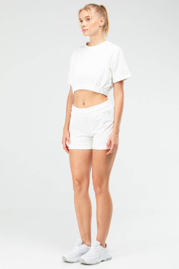 Ekru Regular Pamuklu Bisiklet Yaka Kadın Şort Takım sb0850 - Speedlife (1)