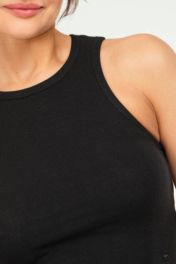 Siyah Slim Fit Basic Kaşkorse Bisiklet Yaka Kısa Kol Crop Kadın Body SF0762 - Speedlife (1)