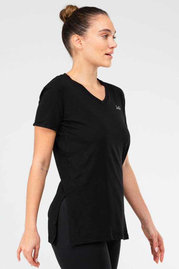 Siyah Slim Fit Pamuklu V Yaka Kısa Kol Kadın Tişört sf0390 - Speedlife (1)