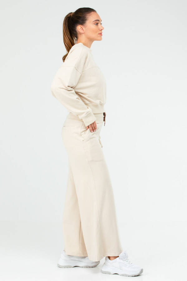 Taş Regular Pamuklu Bisiklet Yaka Crop Kadın Eşofman Takım sa2632 - Speedlife (1)