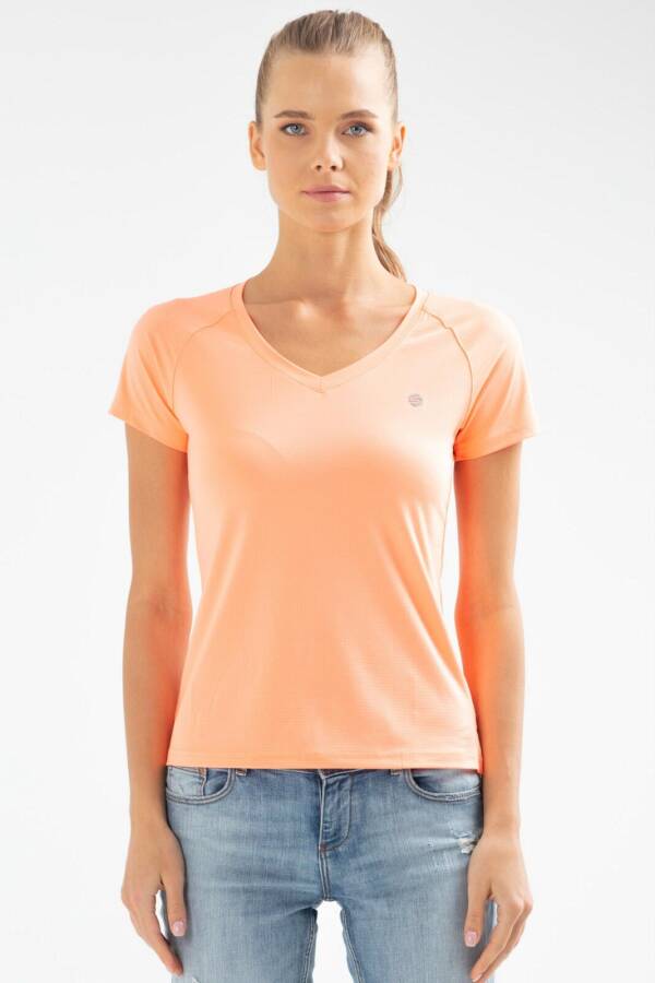 Yavruağzı Slim Fit Örgü Desen Likralı V Yaka Kısa Kol Kadın Tişört sf0421 - Speedlife